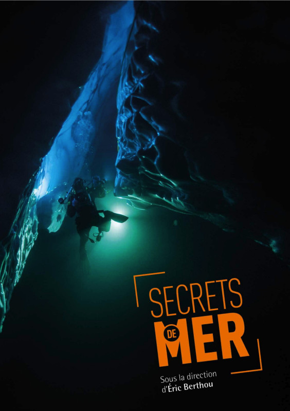 DR : Couverture du beau livre Secrets de mer, Eric Berthou.