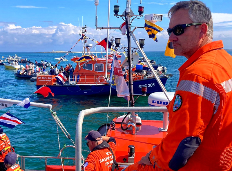 DR station de Trévignon-Concarneau : Pardon des Glénan le 1er septembre dernier. On distingue à droite de l'image, le patron titulaire du Georges Clémenceau II, Stéphane Devey.