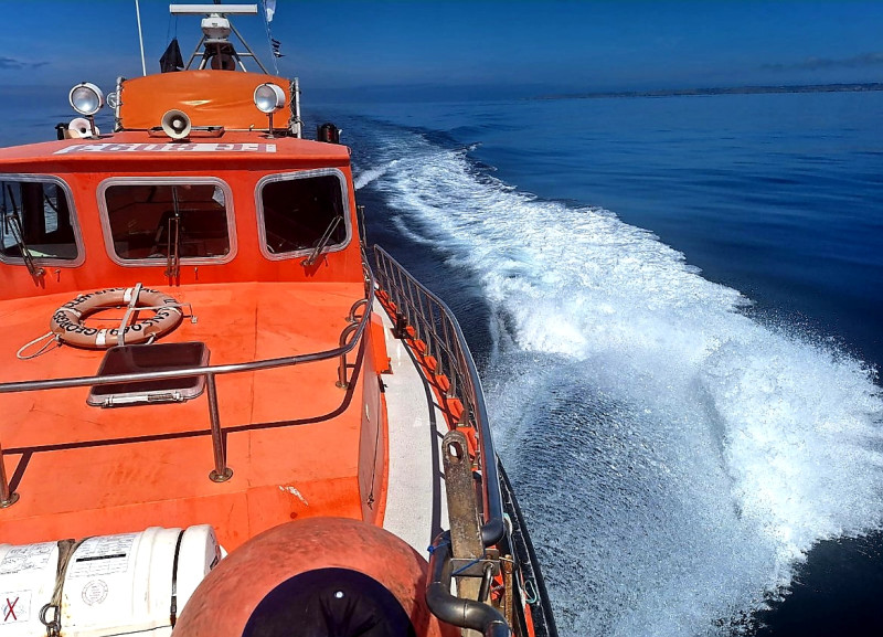 DR station de Trévignon-Concarneau : Le Georges Clémenceau II en vitesse de croisière.